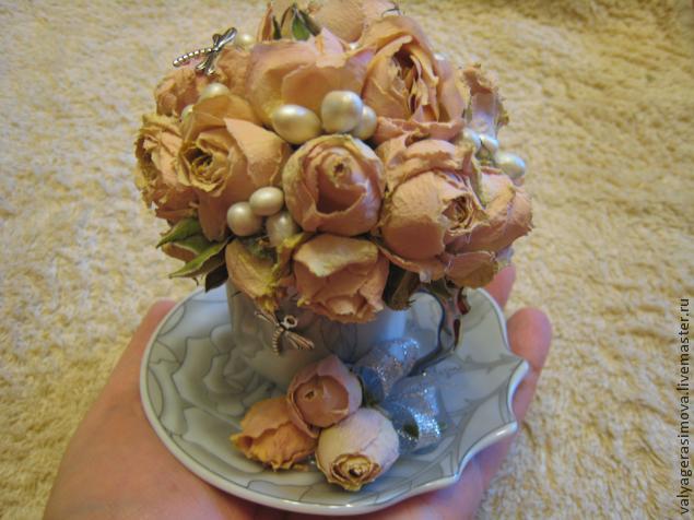 Букет из роз в кофейной чашке, или Как сделать милый сувенир, фото № 23