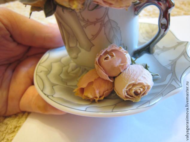 Букет из роз в кофейной чашке, или Как сделать милый сувенир, фото № 18