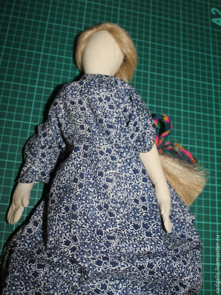 Шьем простую текстильную куколку своими руками, фото № 24