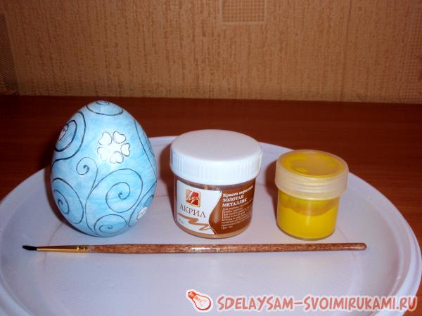 Роспись деревянного яйца