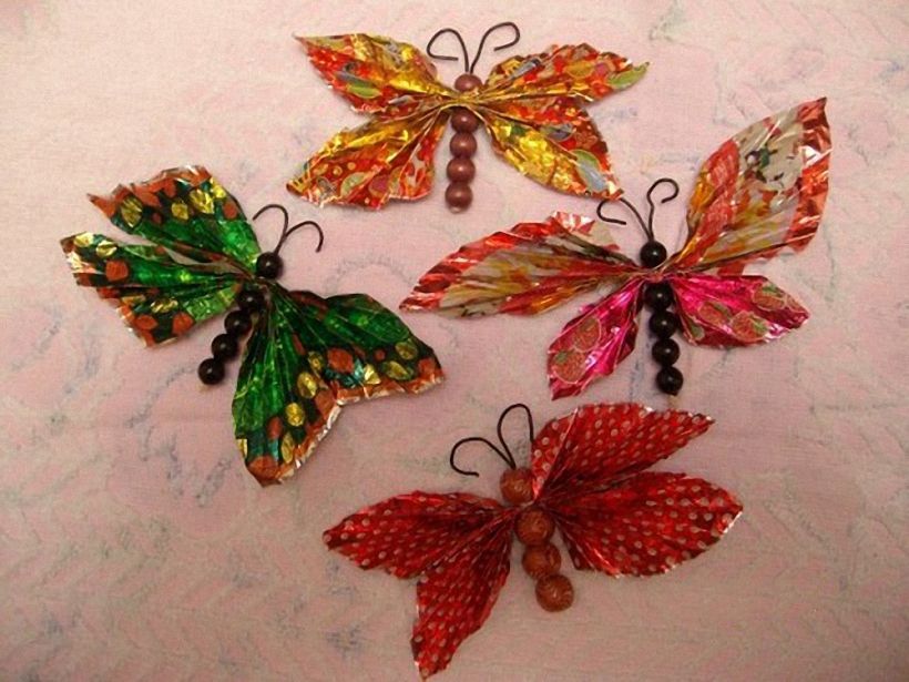 Бабочки из фантиков от конфет