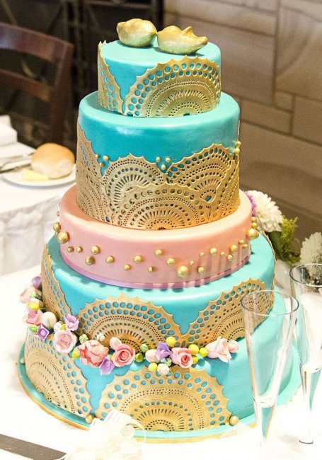 Свадебный торт с имитацией кружева